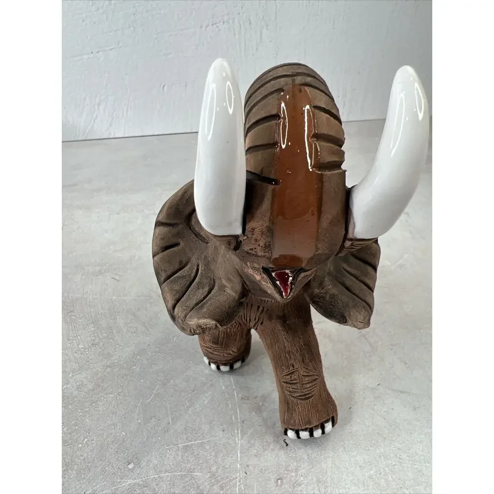 Casals Peru Hand Made Textured Detailed Elephant Figurine‎ 6”